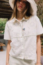 CAMISA BORDADOS FLORALES