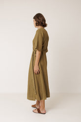ROBE PORTEFEUILLE EN LIN