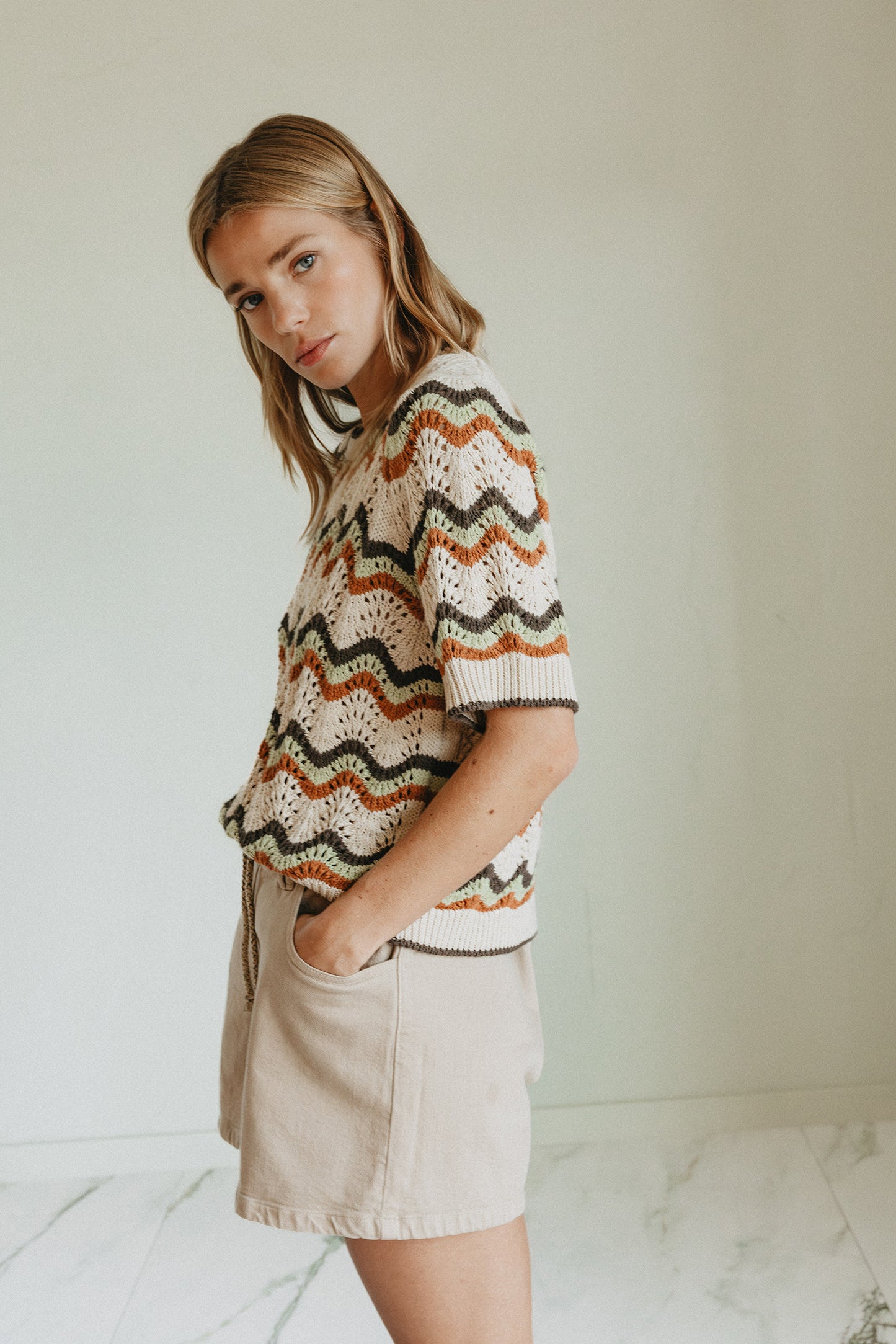 ZIG-ZAG CROCHET SWEATER