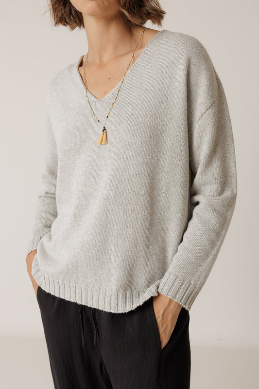 PLUNGE-NECK SWEATER 1