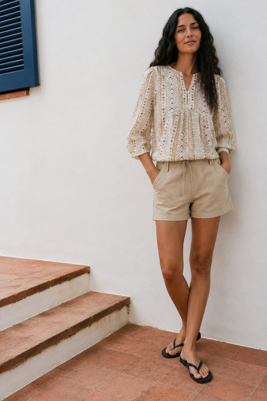 HEMSTITCH-DETAILS BLOUSE 2