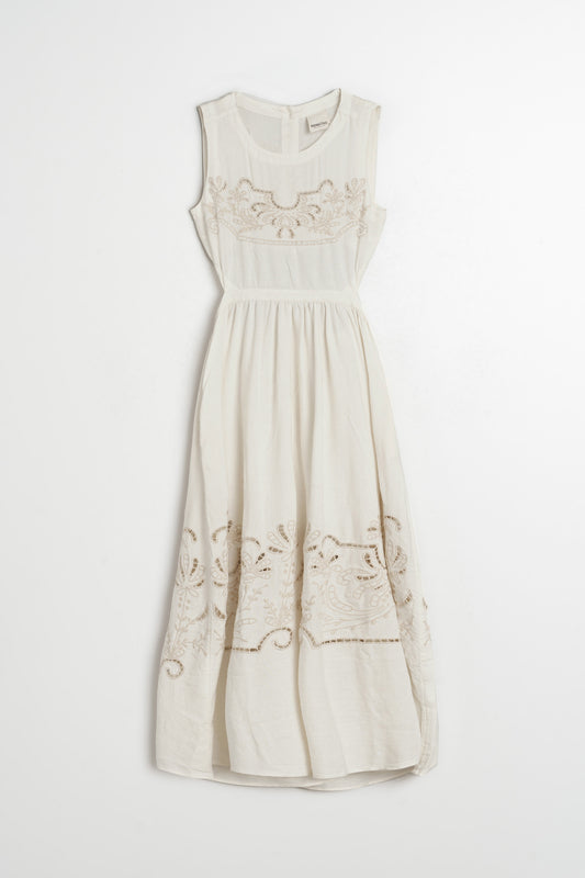 EMBROIDERED-DETAIL DRESS 6