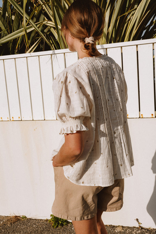 SHORT-SLEEVED ELASTIC SHIRT 2