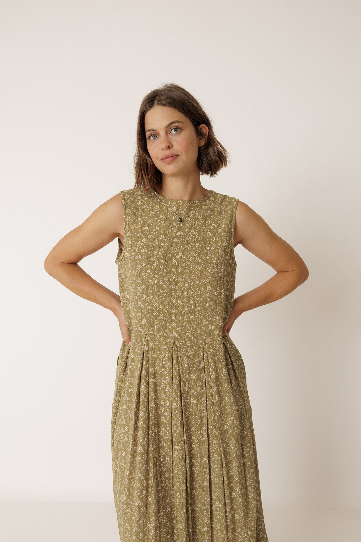 MULTIPOSITION BLOCK-PRINT DRESS