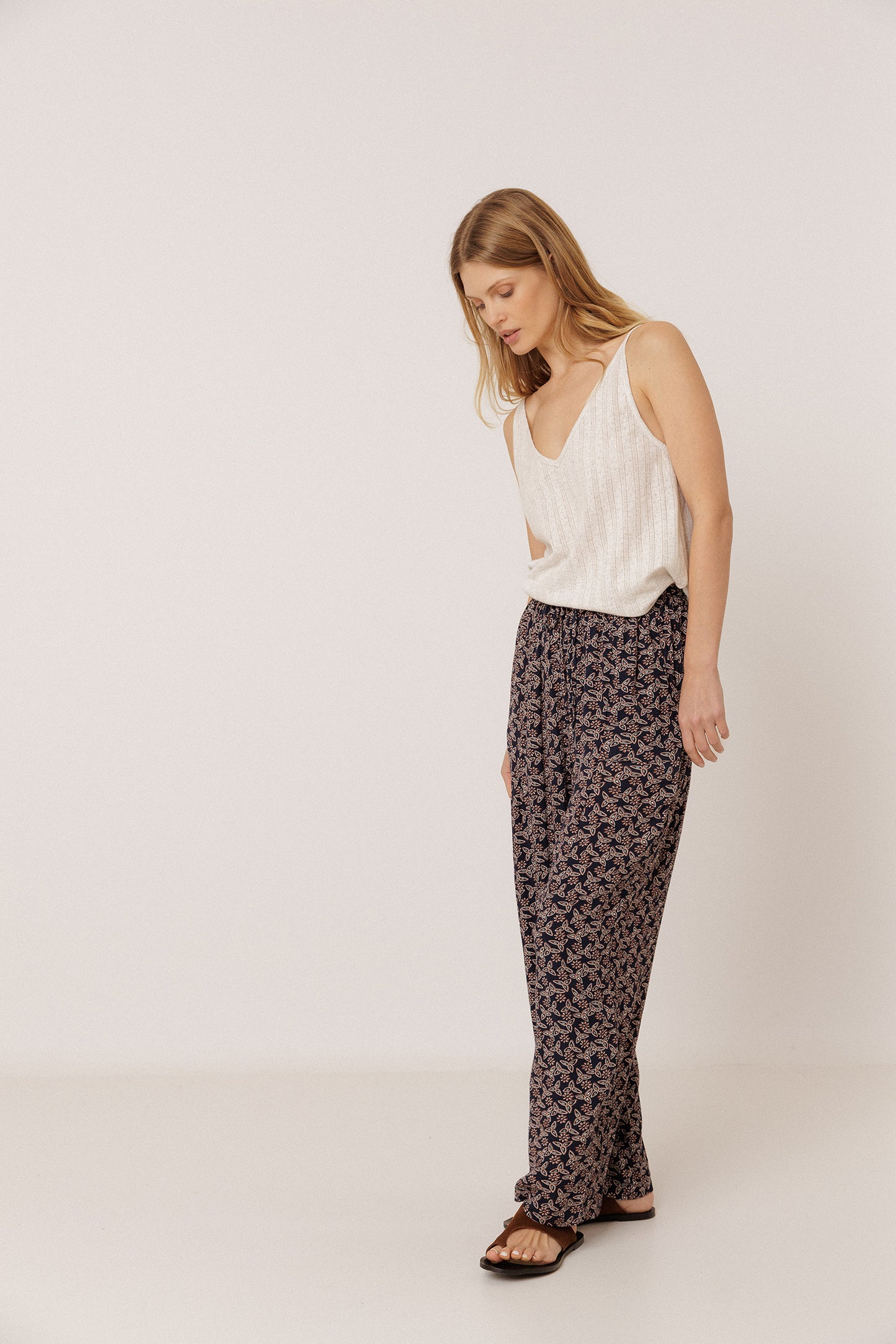 FLOWY BLOCK-PRINT PANT