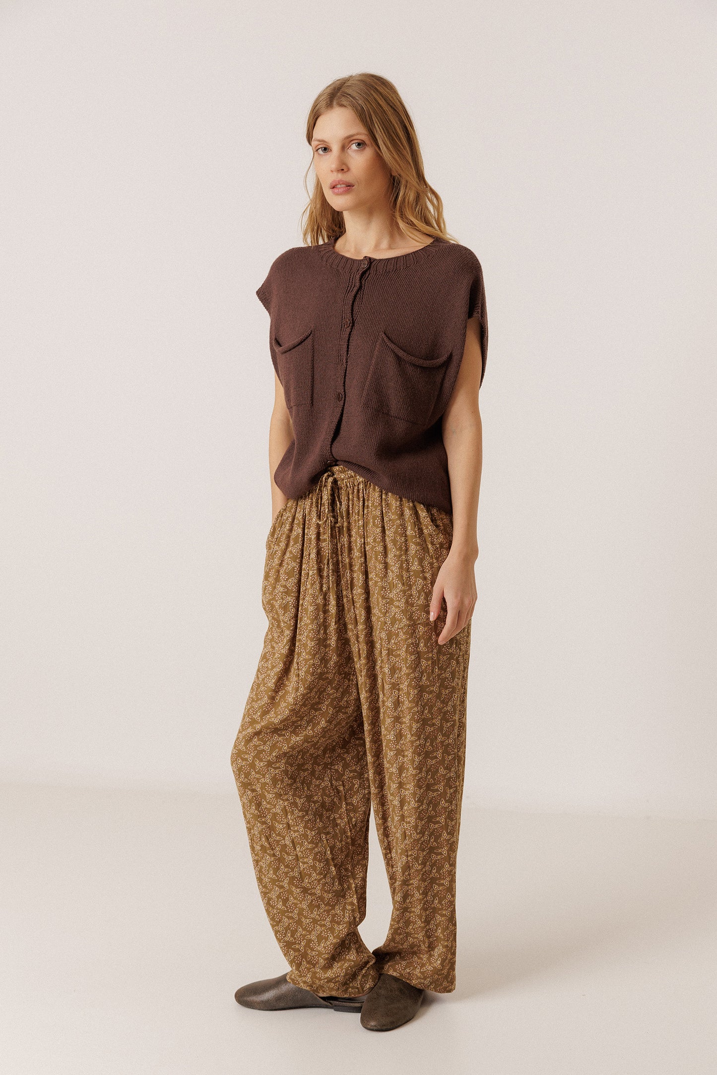 FLOWY BLOCK-PRINT PANT