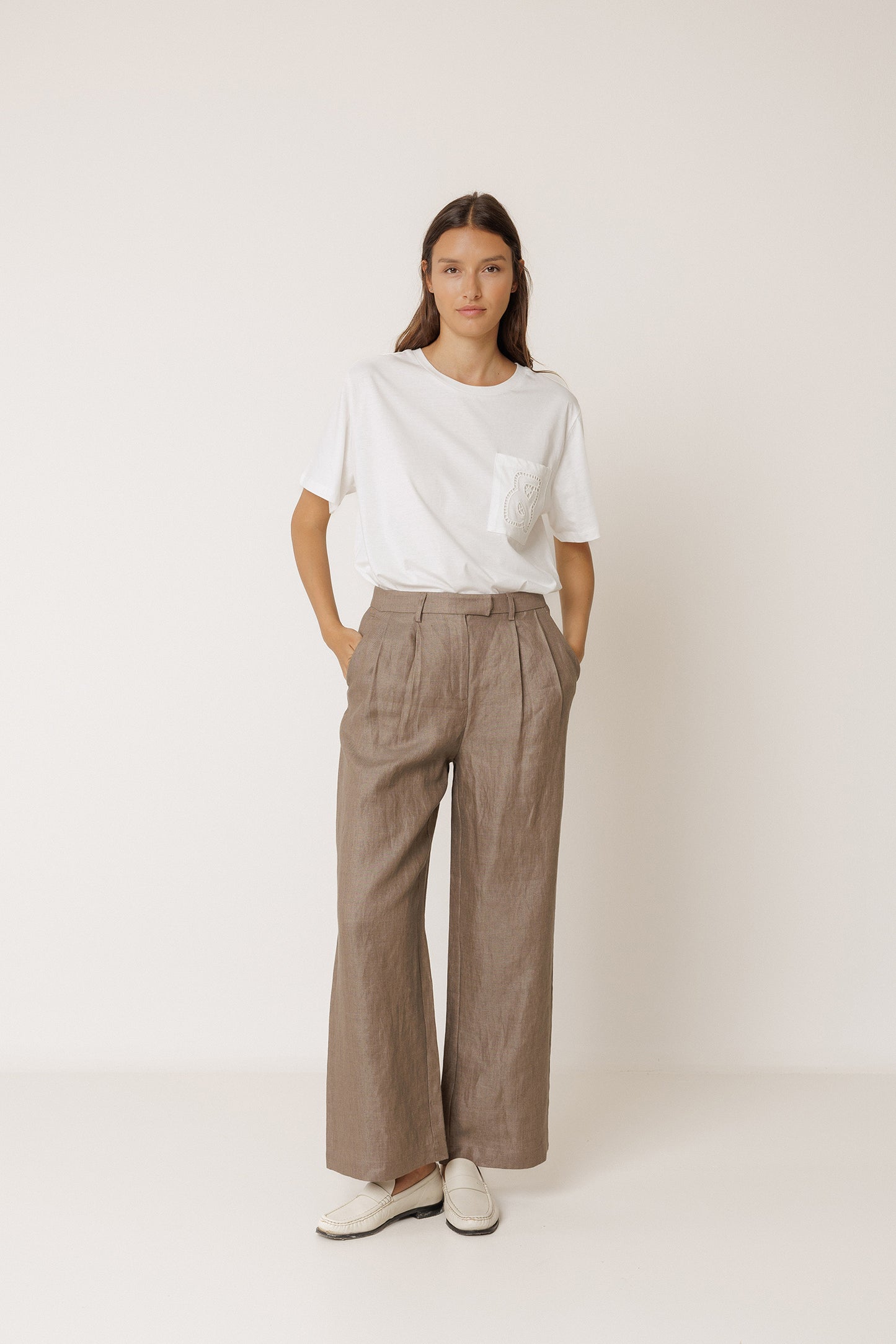 PLEATED LINEN PANT