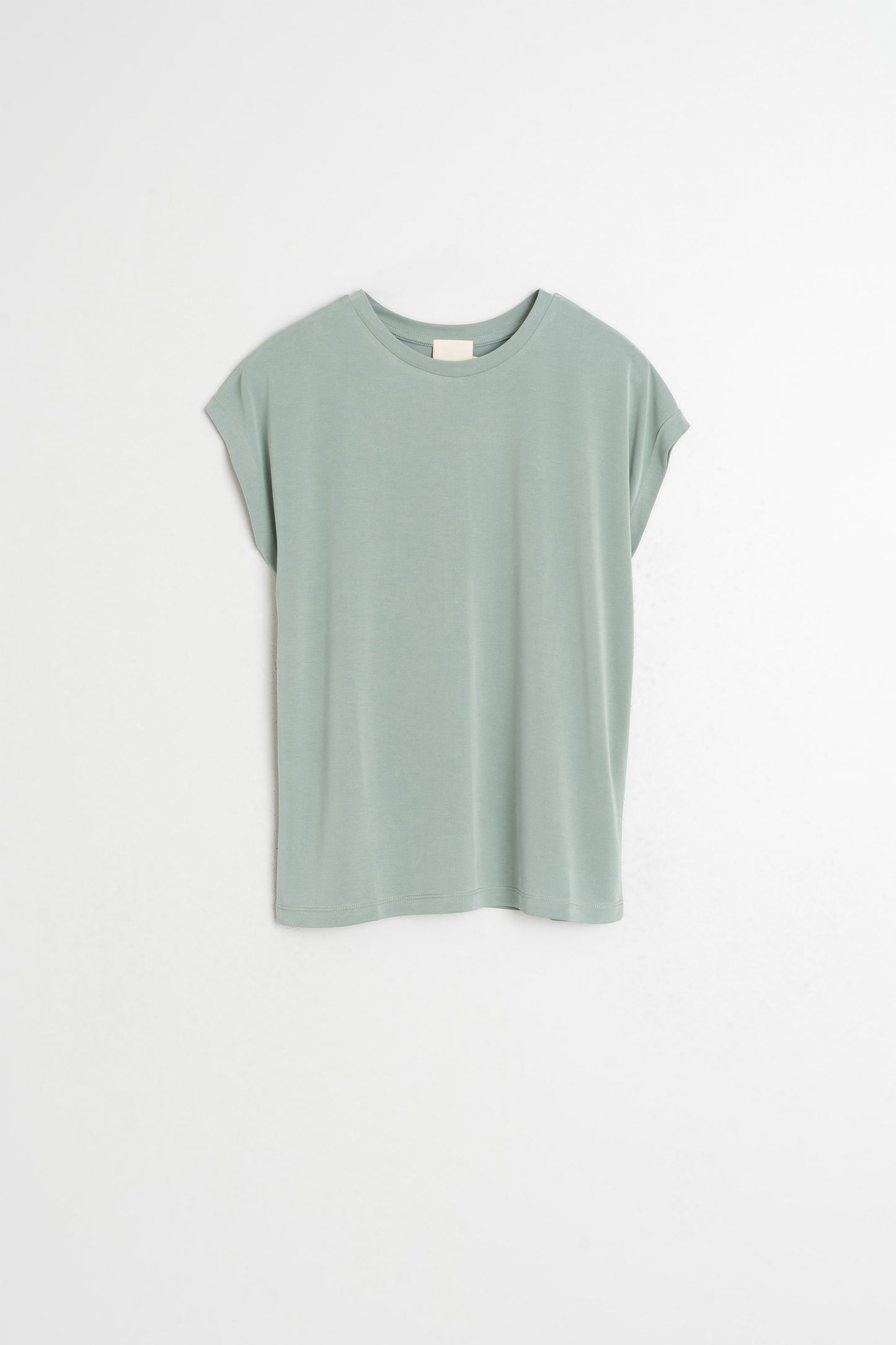 BASIC MODAL TEE