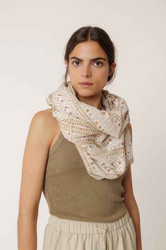 FOULARD IMPRIMÉ ÉTHNIQUE 2