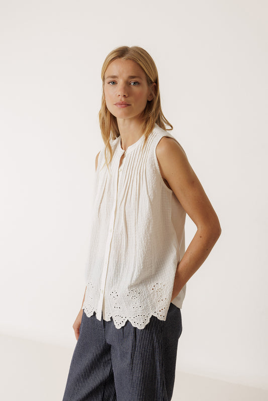 COMBINATION EMBROIDERED TEE 4