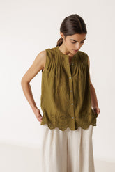 CAMISETA COMBINADA BORDADA