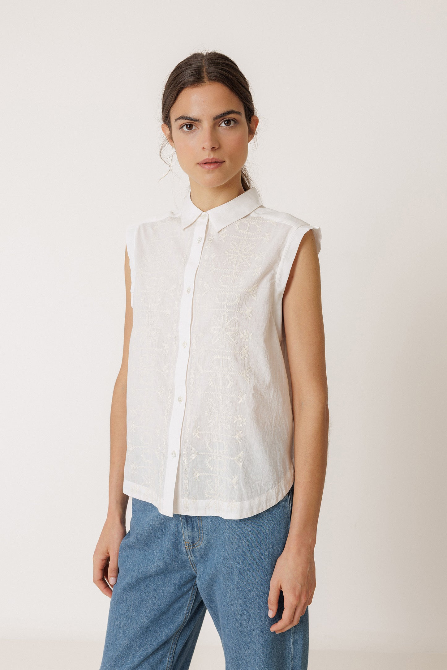 COMBINATION EMBROIDERED TEE