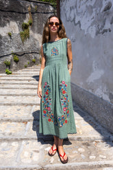 VESTIDO BORDADOS PUNTO DE CRUZ