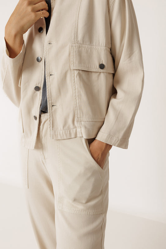 HUNTING JACKET WITH LARGE POCKETS 4